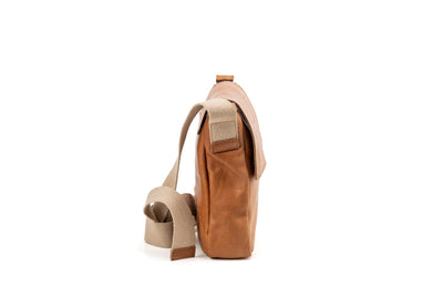 Leather Messenger Light Brown Park Avenue Collection