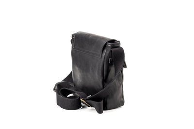 Leather Messenger Black Park Avenue Collection