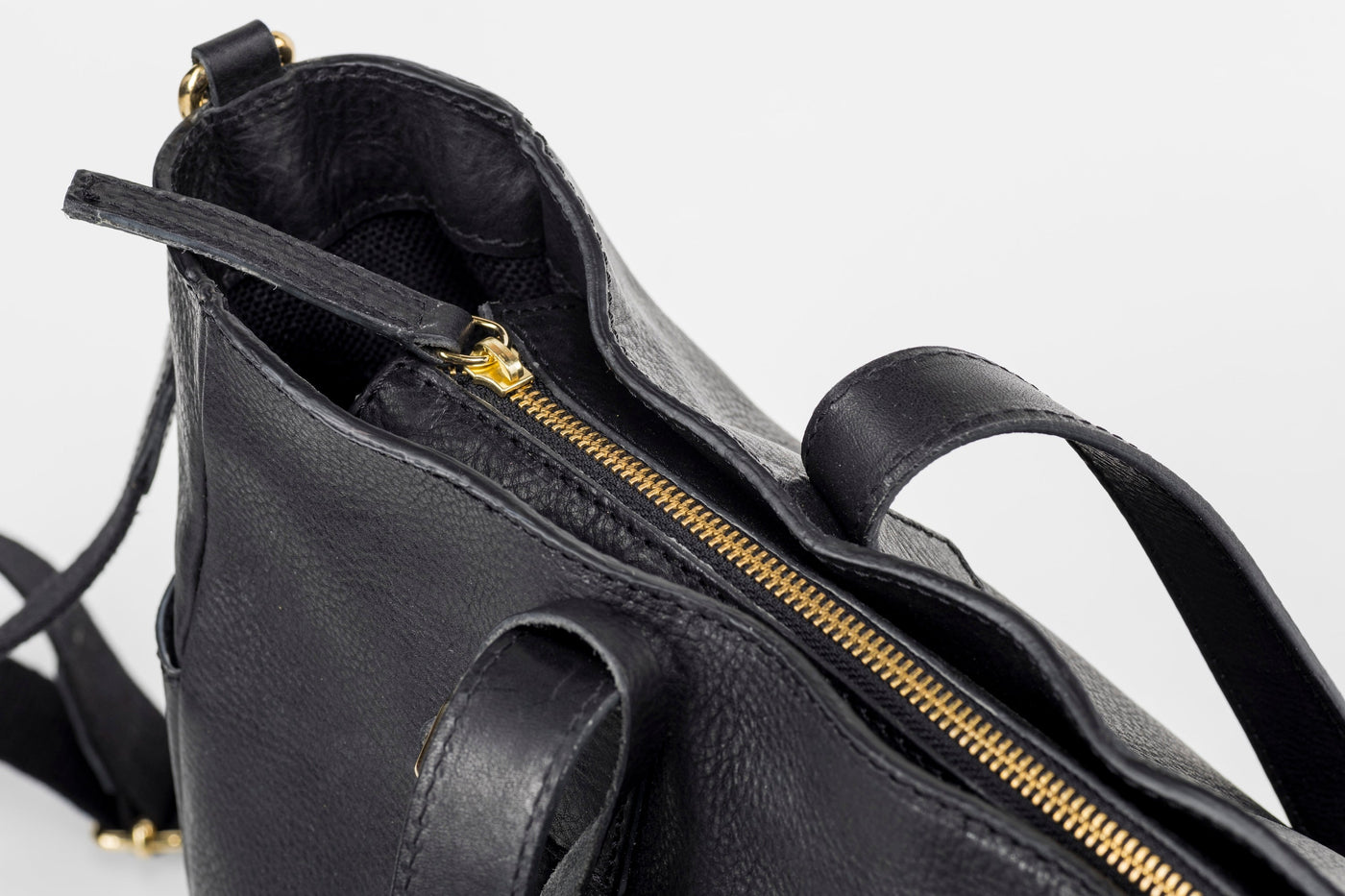 Leather Tote Black Fifth Avenue Collection