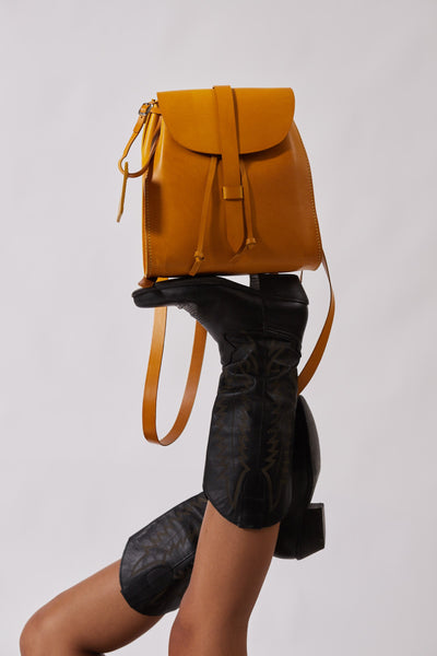 Leather Backpack in Cuoio Yellow Mod 130