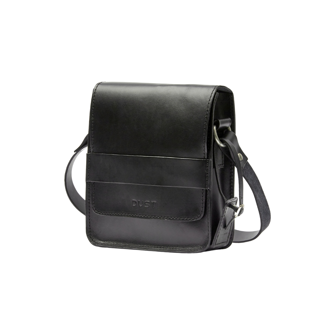 Leather Messenger in Cuoio Black Mod 114