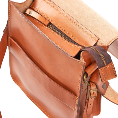 Leather Messenger in Cuoio Brown Mod 114