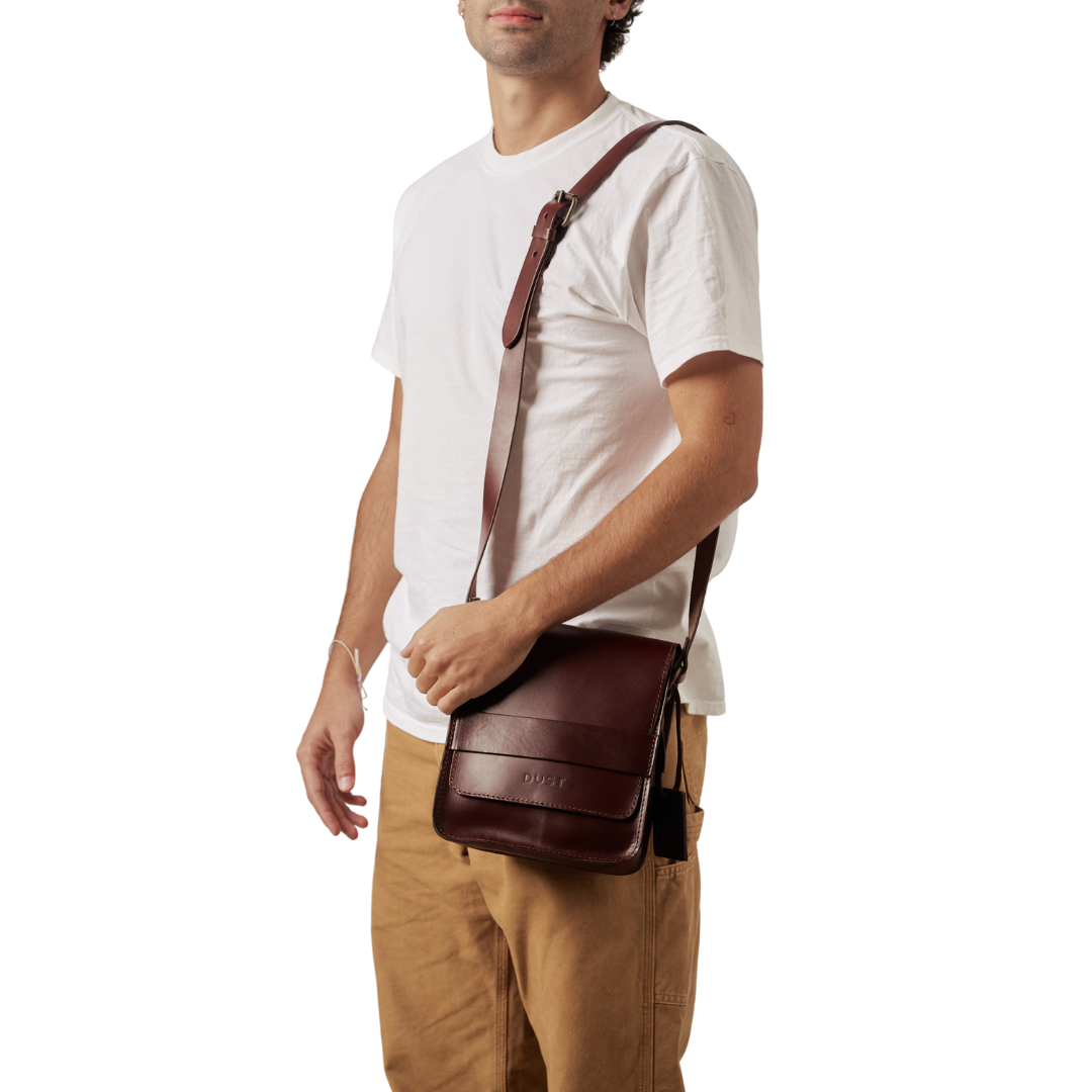 Leather Messenger in Cuoio Dark Brown Mod 114